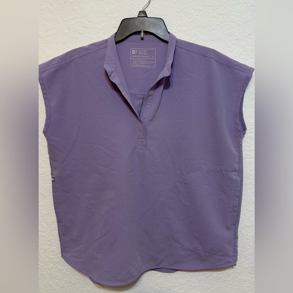 Figs women’s Rafaela oversized scrub in lavender dew size Small